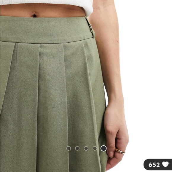 Double-Layer Pleated Miniskirt - Picture 5 of 7